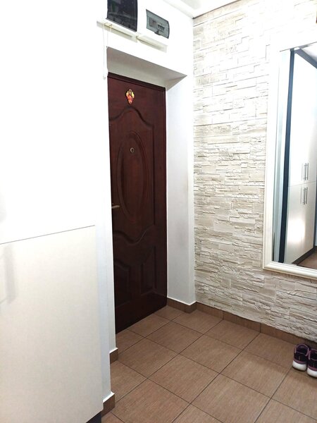 Drumul Taberei, Telekom!