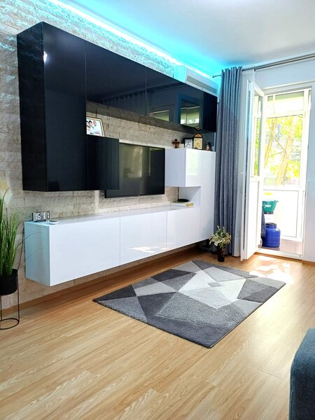 Drumul Taberei, Telekom!