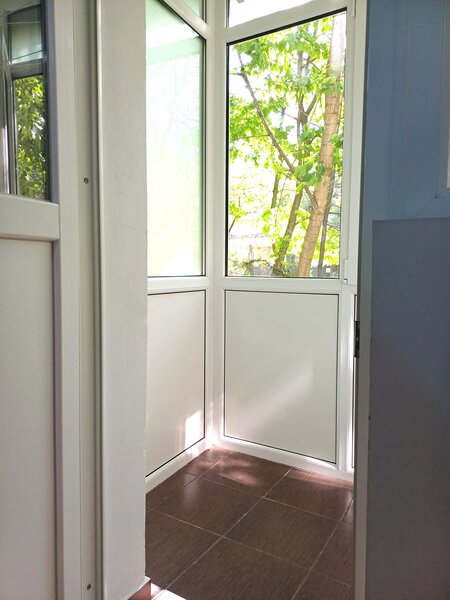 Drumul Taberei, Telekom!